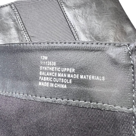 Torrid Knee High Stretch Side Zip Up Boots - Picture 14 of 16